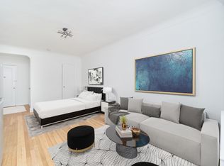 338 E 53rd St APT 3B, New York, NY 10022