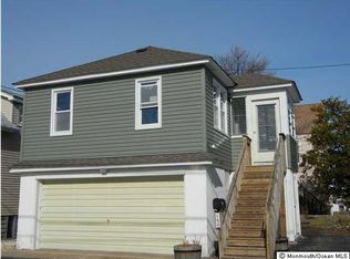 60 Stockton Ave, Seaside Park, NJ 08752