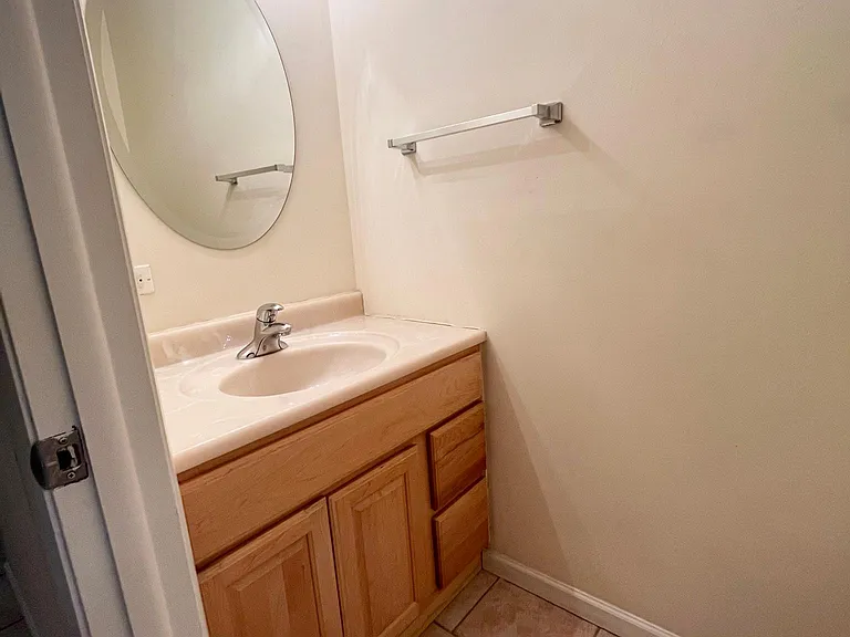 6S546 Sussex Rd — Photo 22