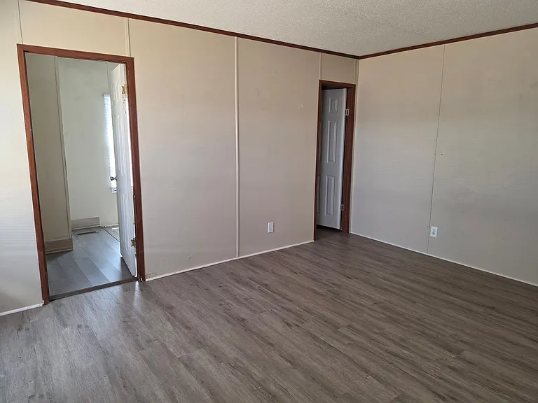 3509 Cesar Chavez Dr — Photo 14