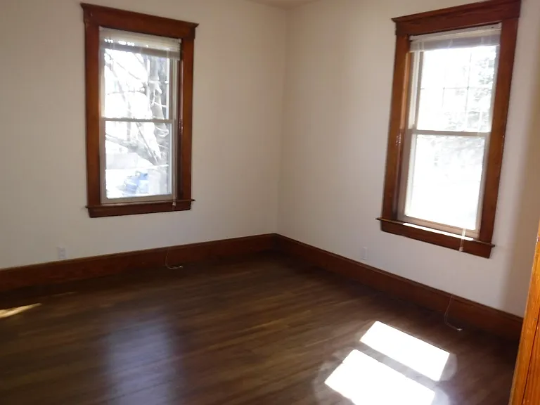 25 Caughey St — Photo 8