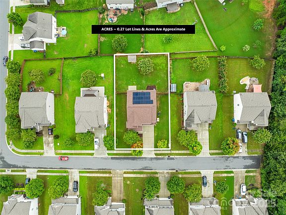4th image of 1858 Caprington Dr