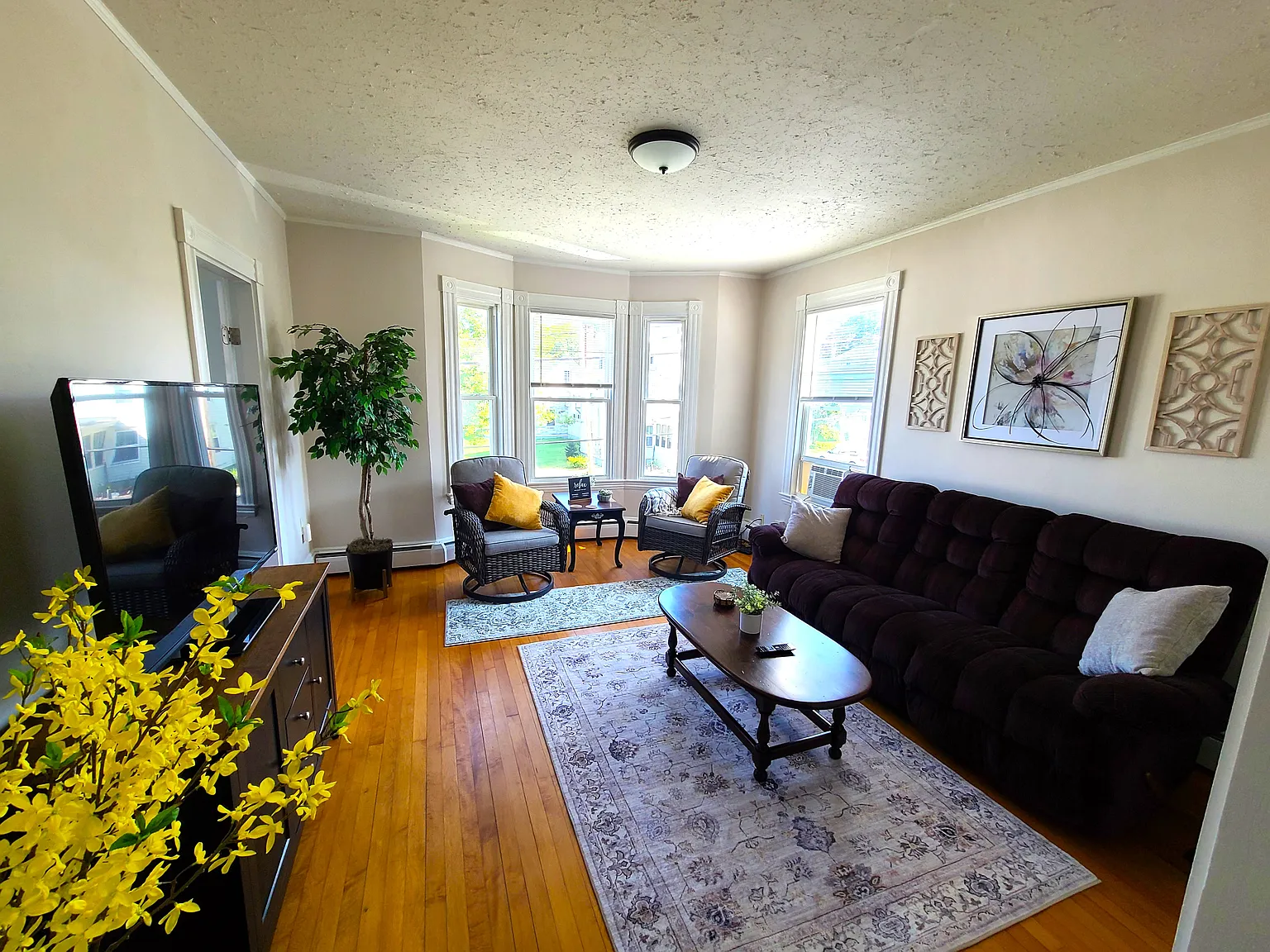 2 bed, 1000 sqft, $2,600 — Photo 2