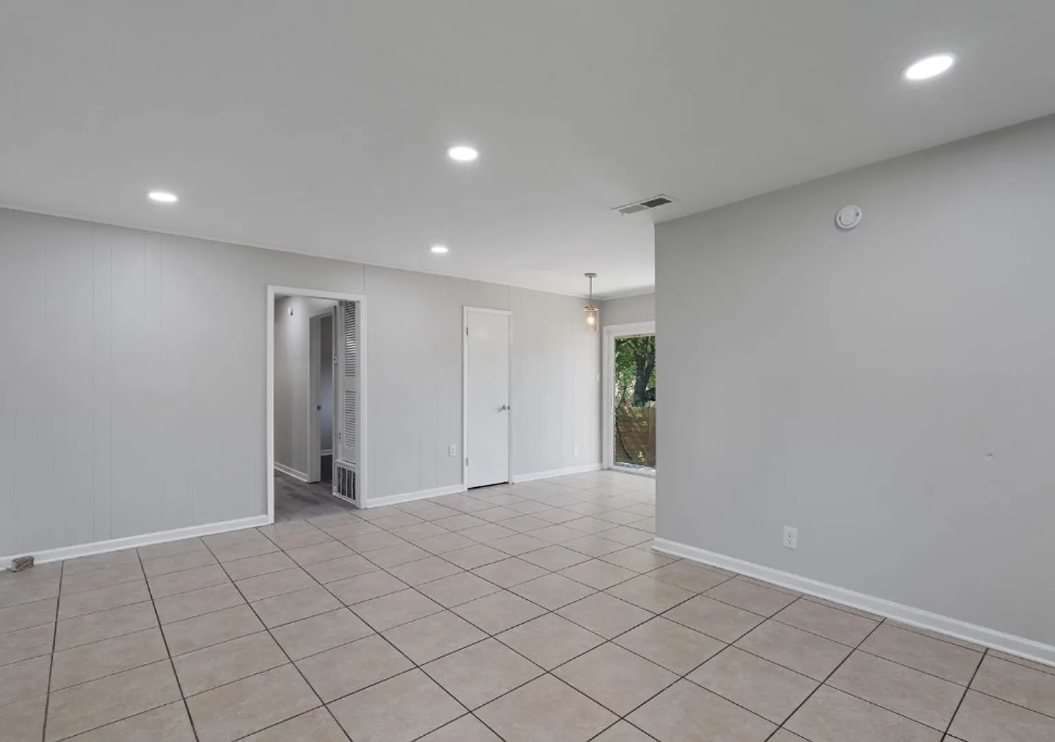 1407 Avebury Cir #A, Austin, Texas 78753 — Photo 4