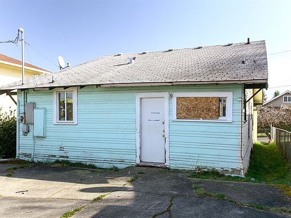 5th image of 4064 McKinley Ave