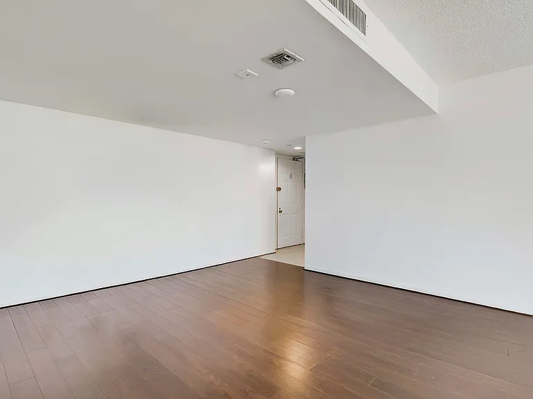 5600 N Flagler Dr #1001 — Photo 13