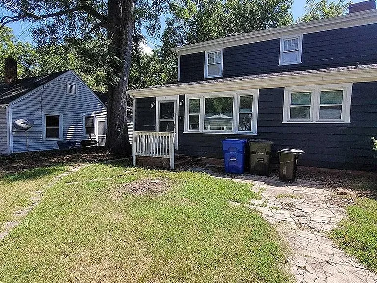 802B Park Ave — Photo 2