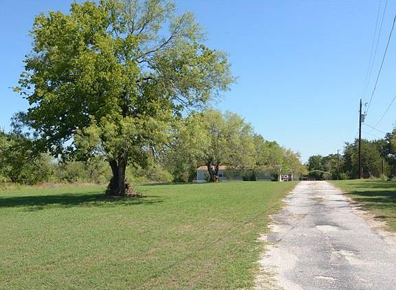 2nd image of 186 Black Jack Ln