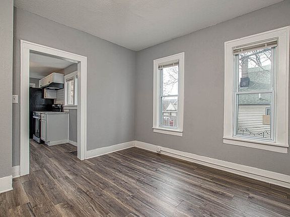 5th image of 616 Bates St SE #1