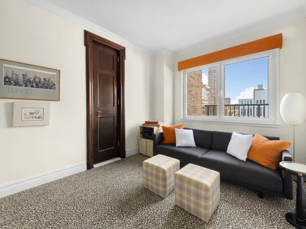 501 East 79th Street image 10 of 14