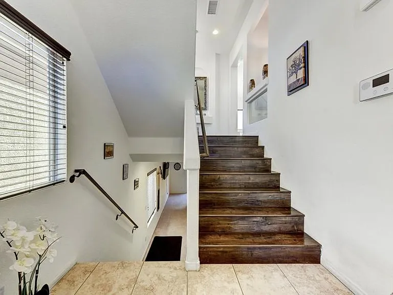 6735 Treble Clef Ave — Photo 16
