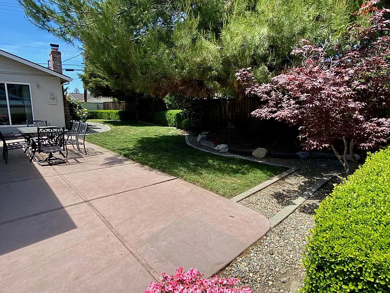19787 Wheaton Dr — Photo 10