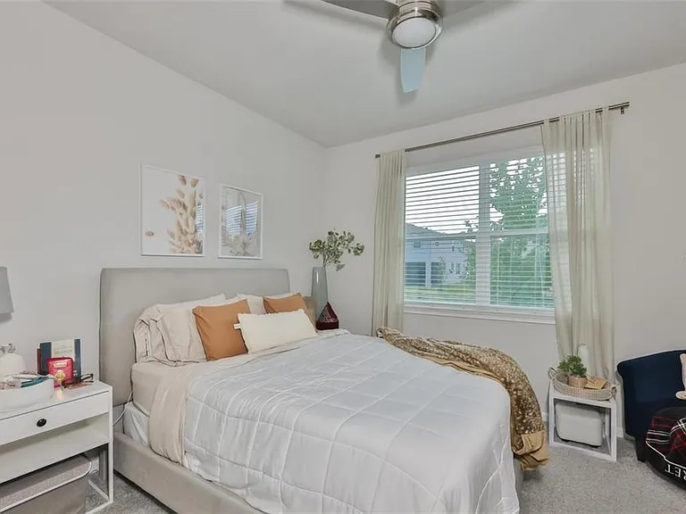 1123 Creek Valley Ct — Photo 18