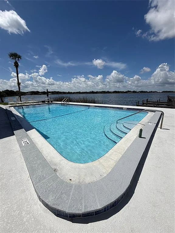 1 bed, 1.0 bath, 628 sqft, $1,550 — Photo 3