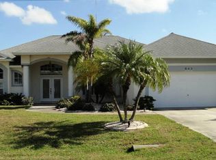 843 Rotonda Cir, Rotonda West, FL 33947