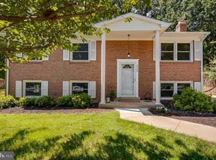 5039 Lynwood Dr, Woodbridge, VA 22193