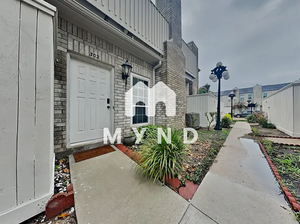3800 Tanglewilde St APT 302, Houston, TX 77063