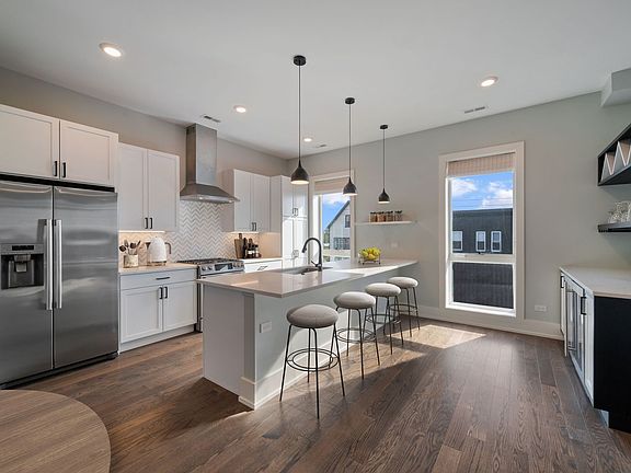 5th image of 3016 W Belmont Ave Unit 2W