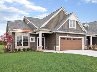 4722 Dune Grass Ln #33, Laketown Township, MI 49423