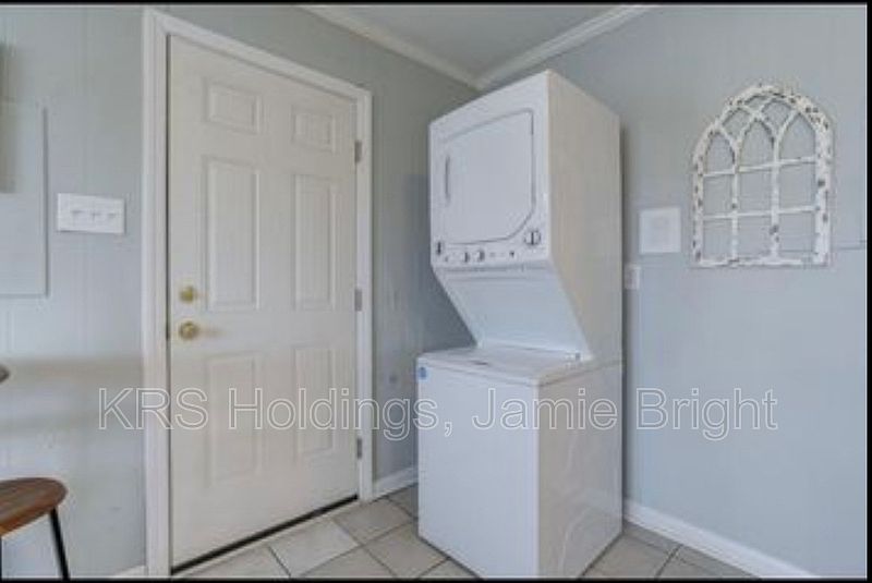 1st image of 4151 Richmond Hwy