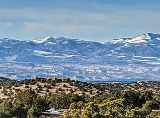 5 Sundance Ridge Cir, Santa Fe, NM 87506