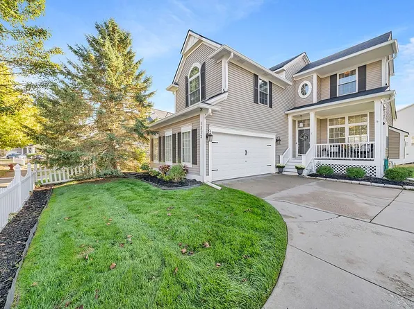 1313 Fountain View Ln, Oxford, MI 48371