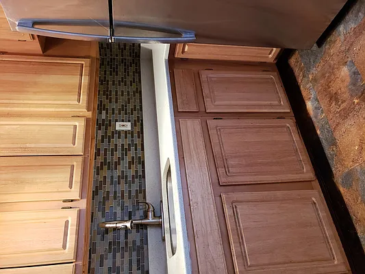 Rented by Compass | media 12