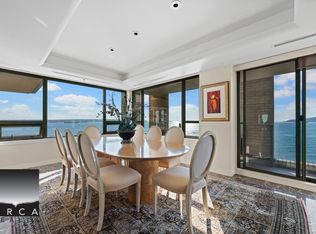 2250 Bellevue Ave #5, West Vancouver, BC V7V 1C6