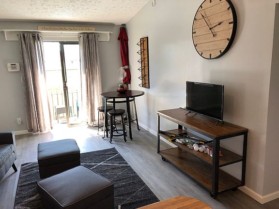 5th image of 1016 Clarinet Blvd E #1016