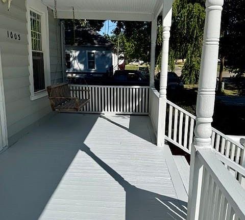 4th image of 1003 W Spruce St