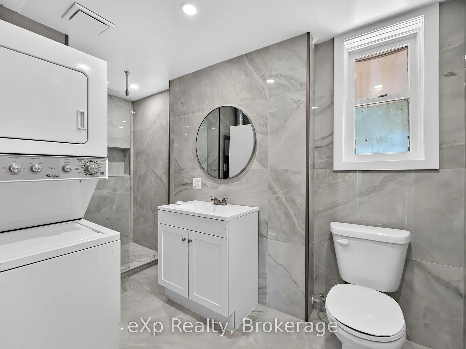 2 bed, $1,800 — Photo 3