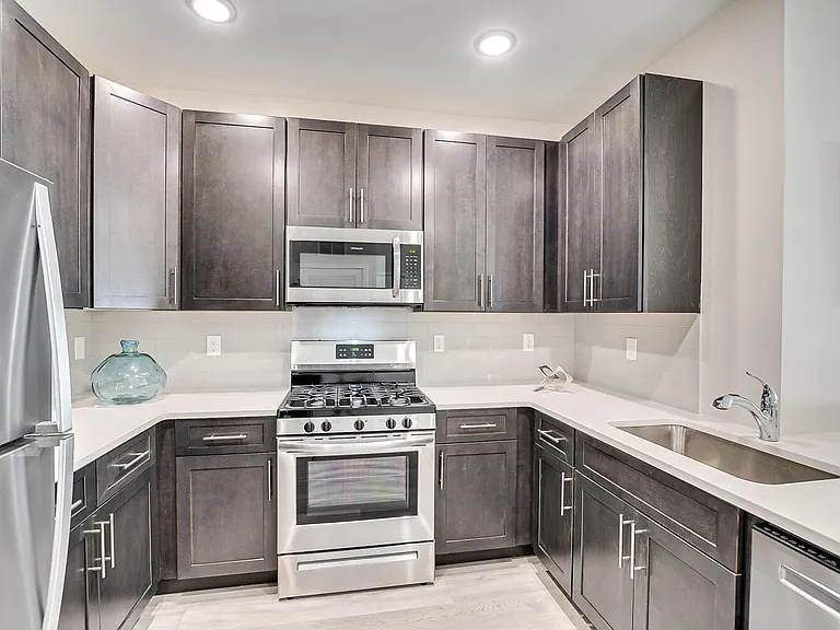 292 Central Ave — Photo 5