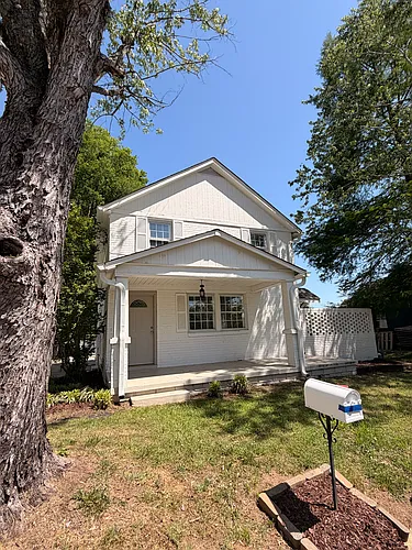 504 Fleming St Photo 1