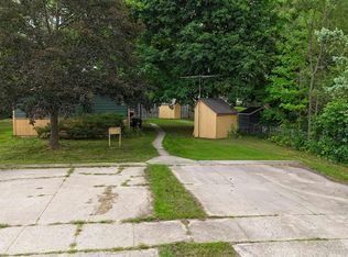 718 & 720 N Cooley St, Mount Pleasant, MI 48858