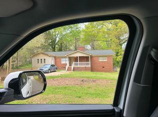 104 Cedar Ct, Greenwood, SC 29649