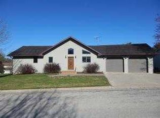 110 5th Ave NW, Spring Grove, MN 55974