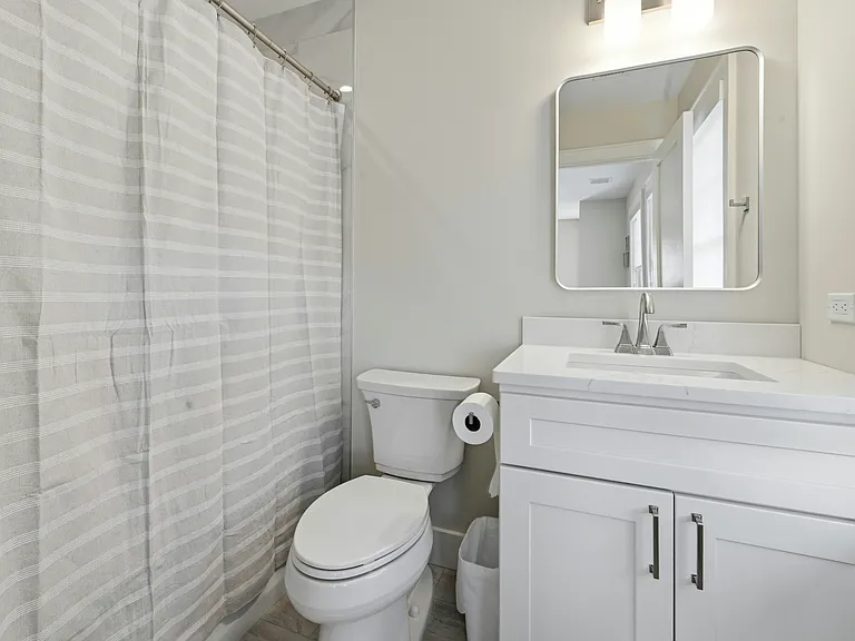 3104 Sound Ave — Photo 13