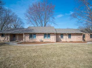 2585 Fairview Ln, Brookfield, WI 53045