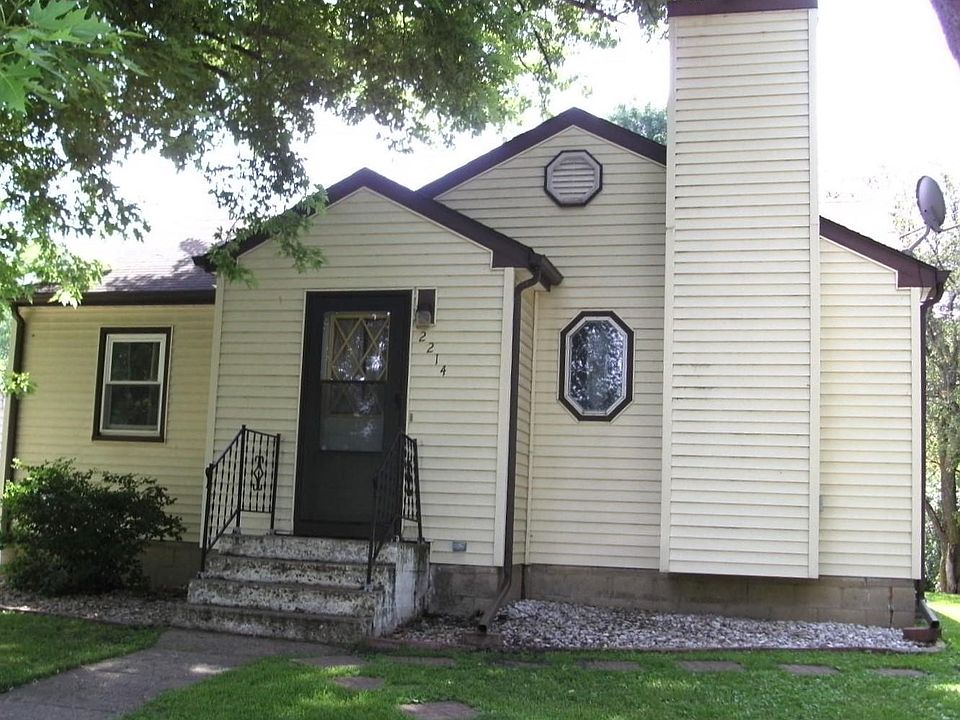 1st image of 2214 N 6th St