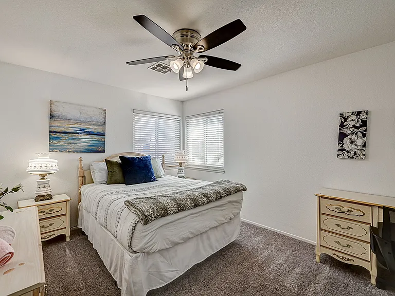 8412 Vibrant Dr — Photo 14