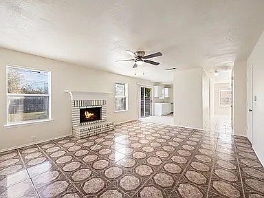 3rd image of 211 Prentice Dr