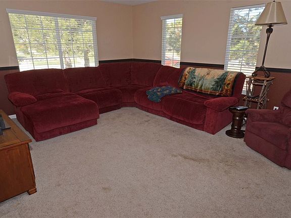 4th image of 276 Shelby Dr