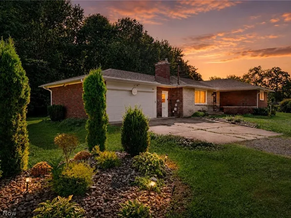 2441 Stocker Ave, Youngstown, OH 44505