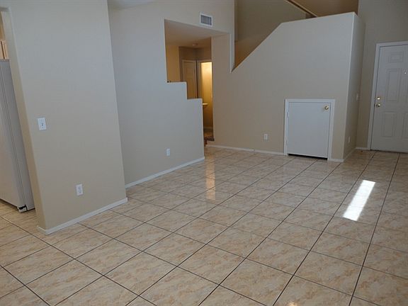2nd image of 9483 Royal Desert St