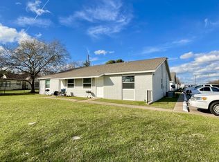 1910 Finfeather Rd, Bryan, TX 77801