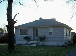 7132 Victoria Dr, Mentor, OH 44060