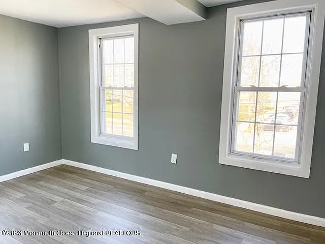 916 Sunset Ave — Photo 4