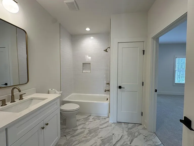4802 Moonview Ln — Photo 40