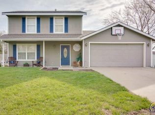 3802 SW Mission Cir, Topeka, KS 66610