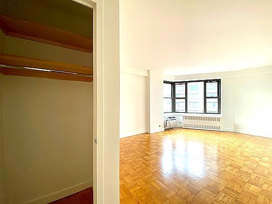 5th image of 145 4th Ave APT 17